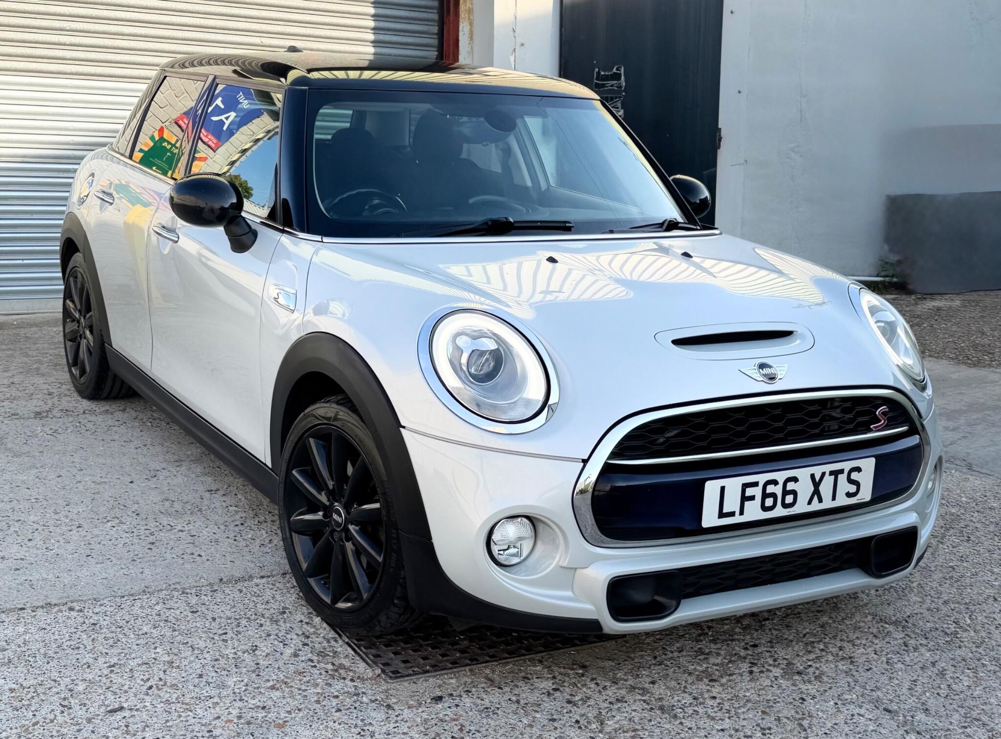 Mini Hatch